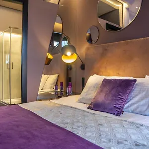 Апартаменты Luxury Upscale On 18 M Zhitomirska, Киев