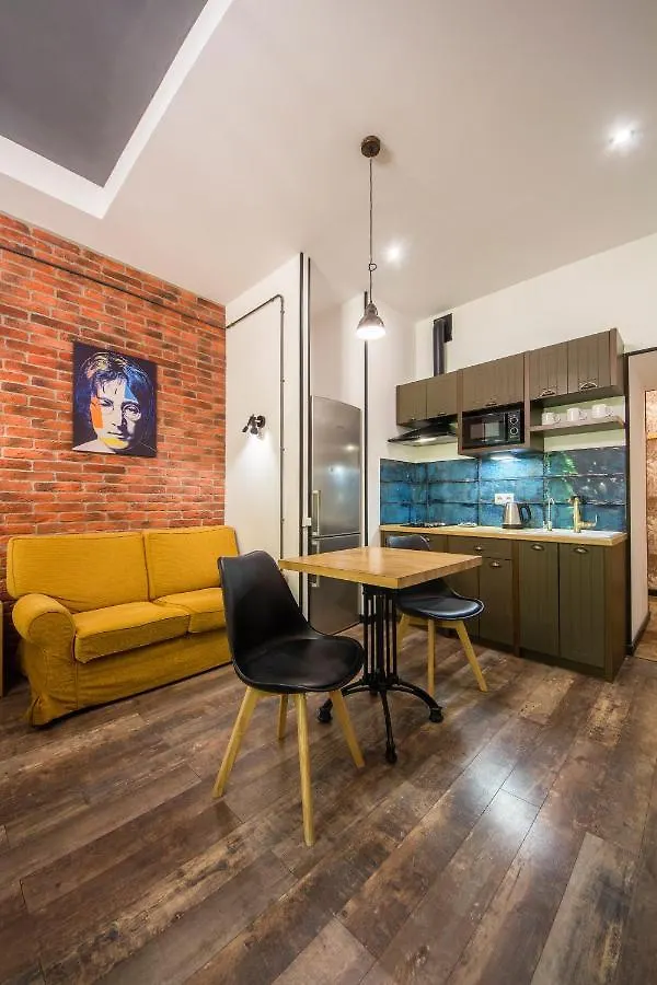 Loft Design Apartments On Desyatynnyi Ln, 7 キエフ 0*,  ウクライナ